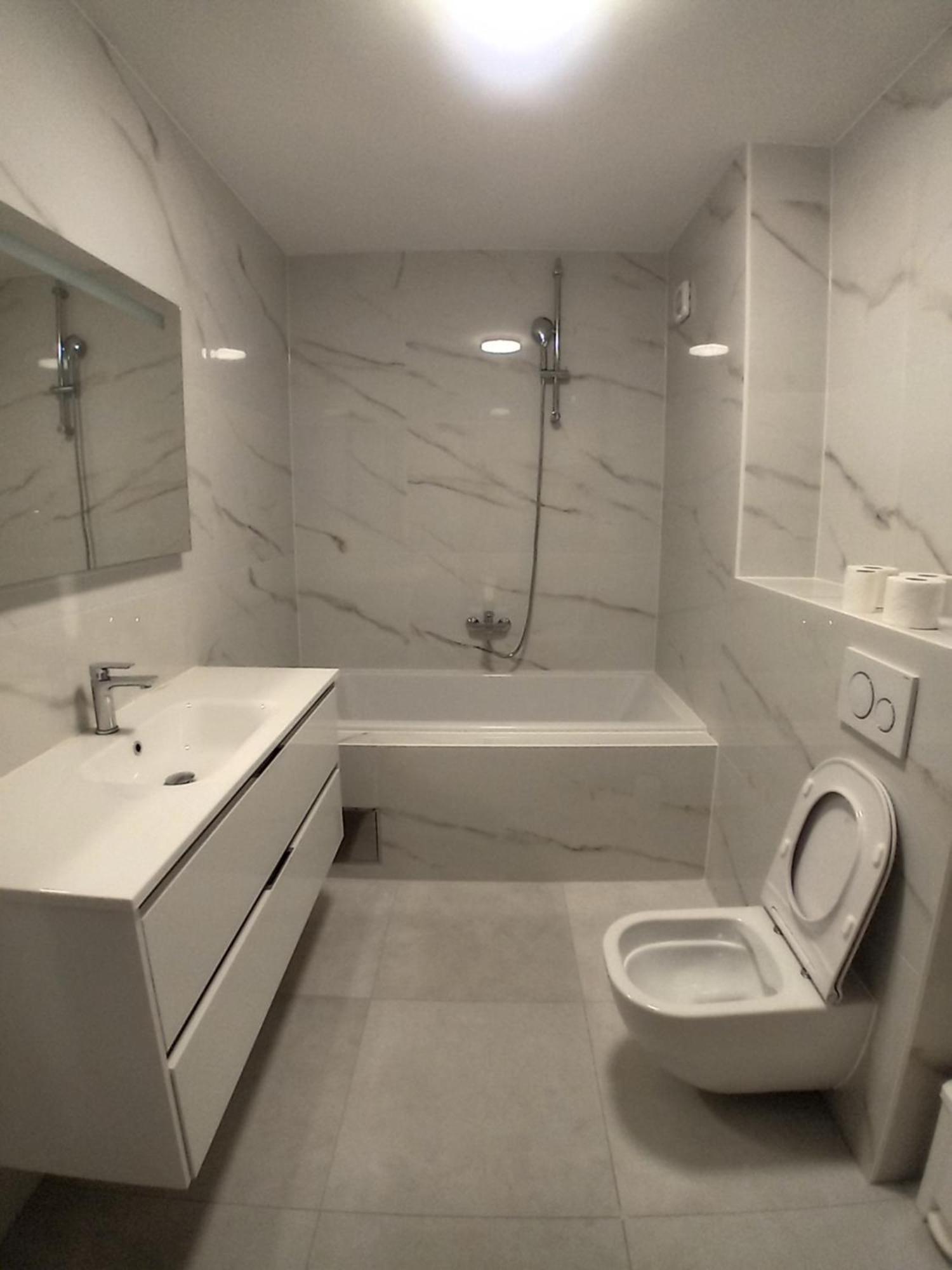 Sea View Family Apartment Baska Voda Luaran gambar