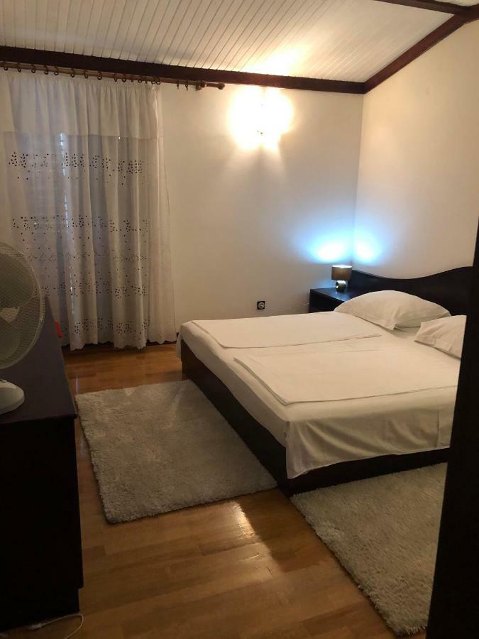 Sea View Family Apartment Baska Voda Luaran gambar